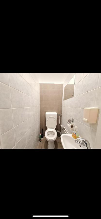 Bishnu Hostel Загреб Екстериор снимка