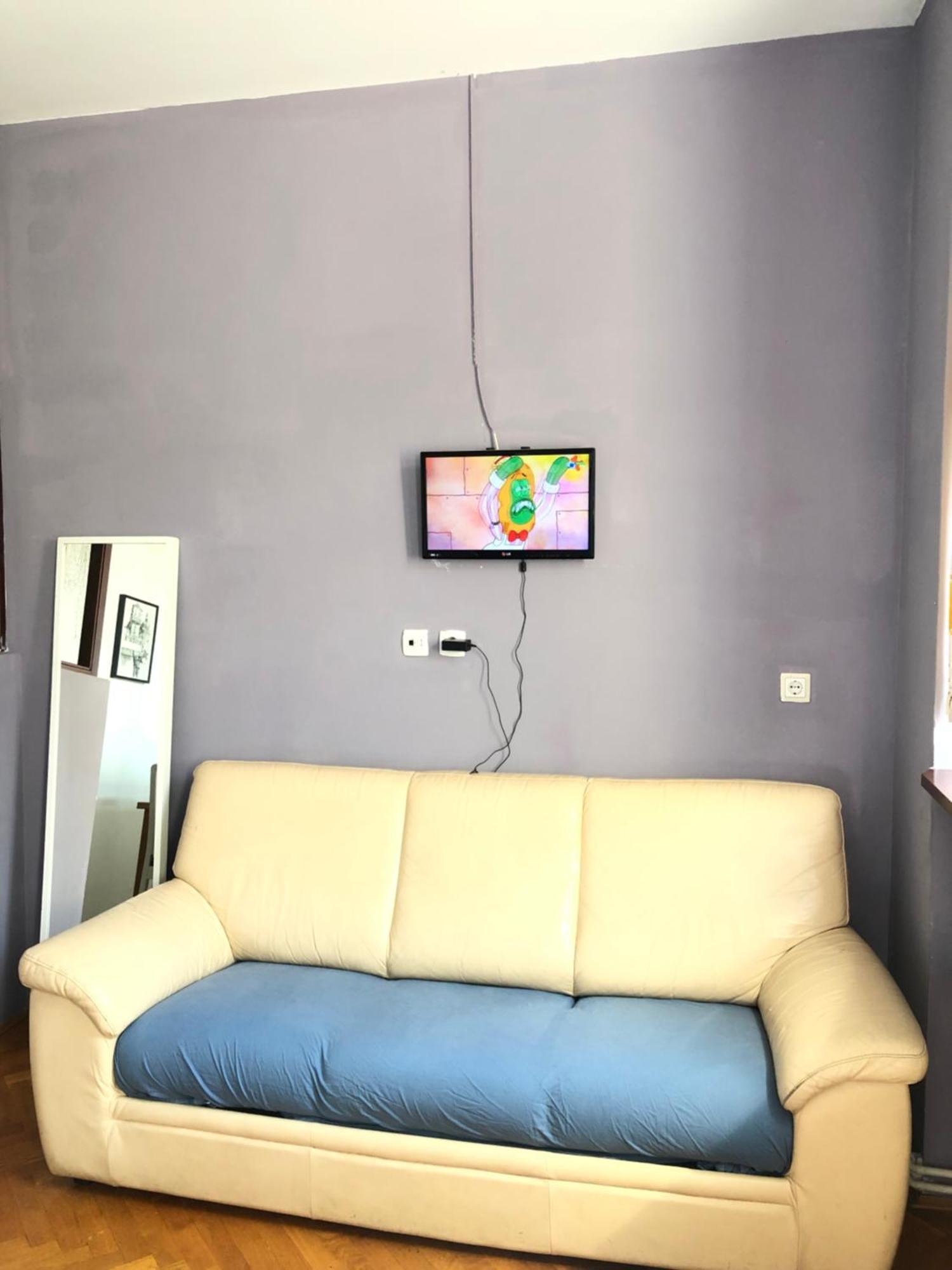 Bishnu Hostel Загреб Екстериор снимка