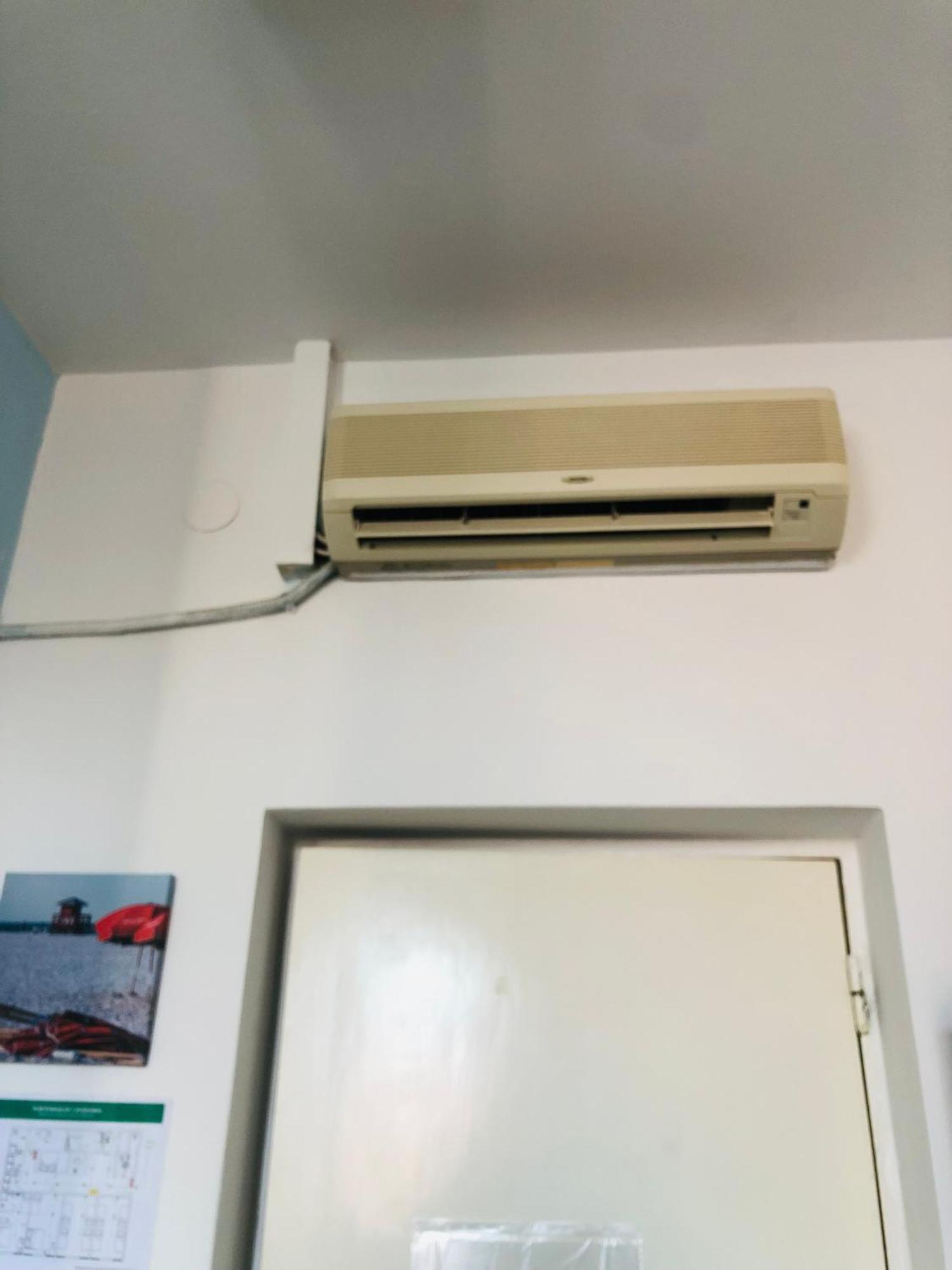 Bishnu Hostel Загреб Екстериор снимка