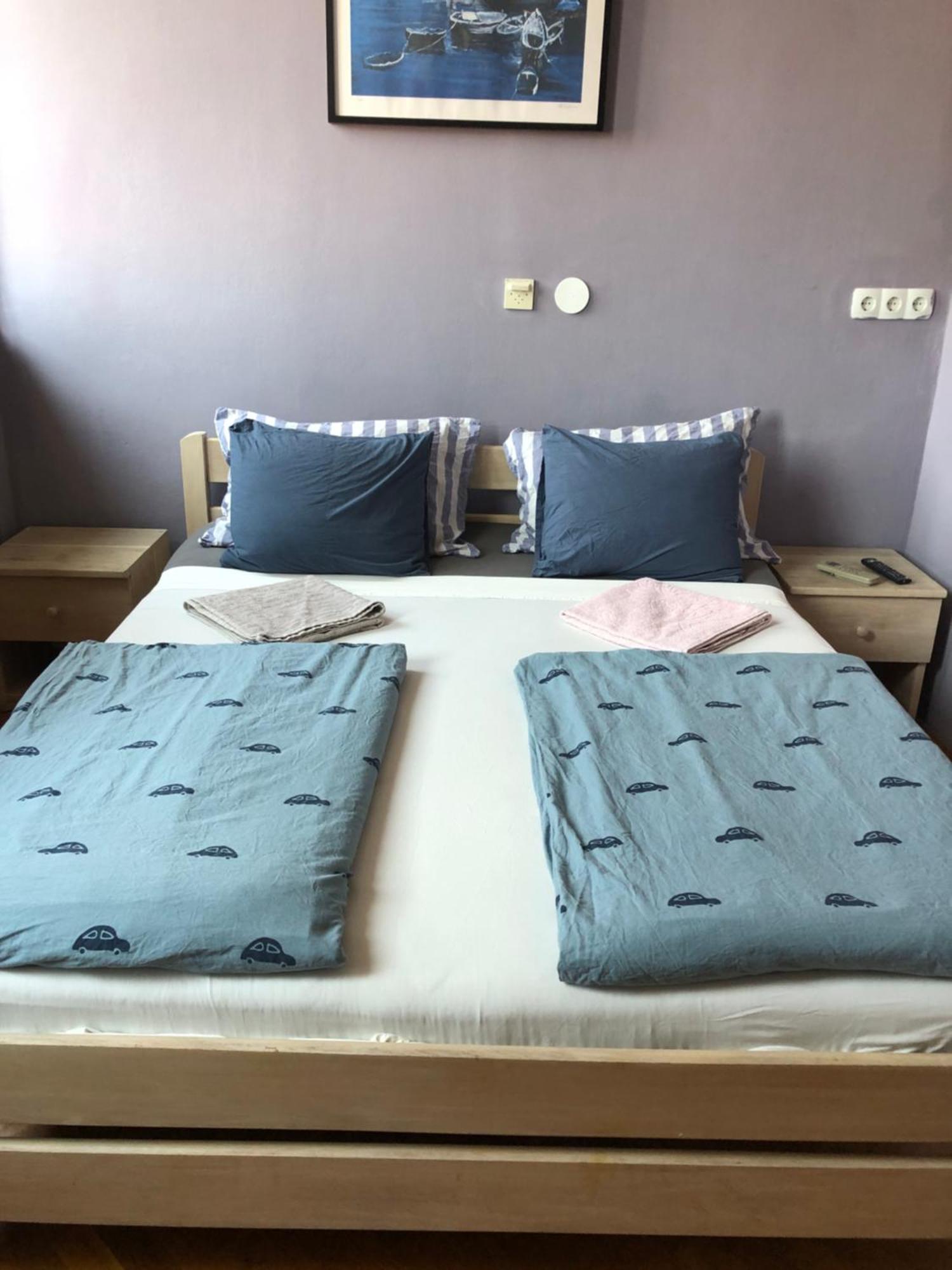 Bishnu Hostel Загреб Екстериор снимка